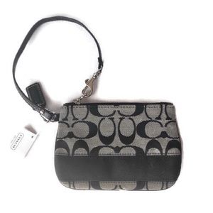 Coach Signature C Wristlet Sm Purse F47790 SBWBK